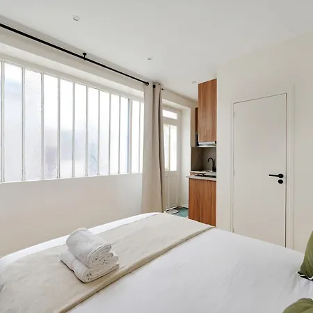 Appartamento Charming Near Eiffel Tower - L023 *
